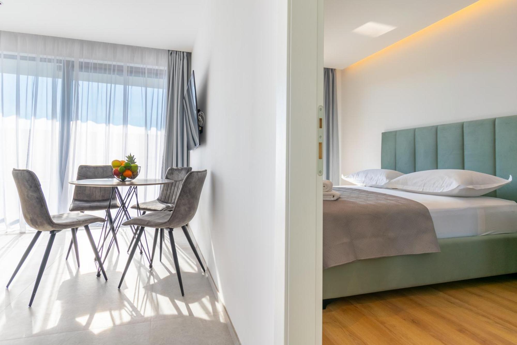 Apartmani Pino Baška Voda Exteriér fotografie