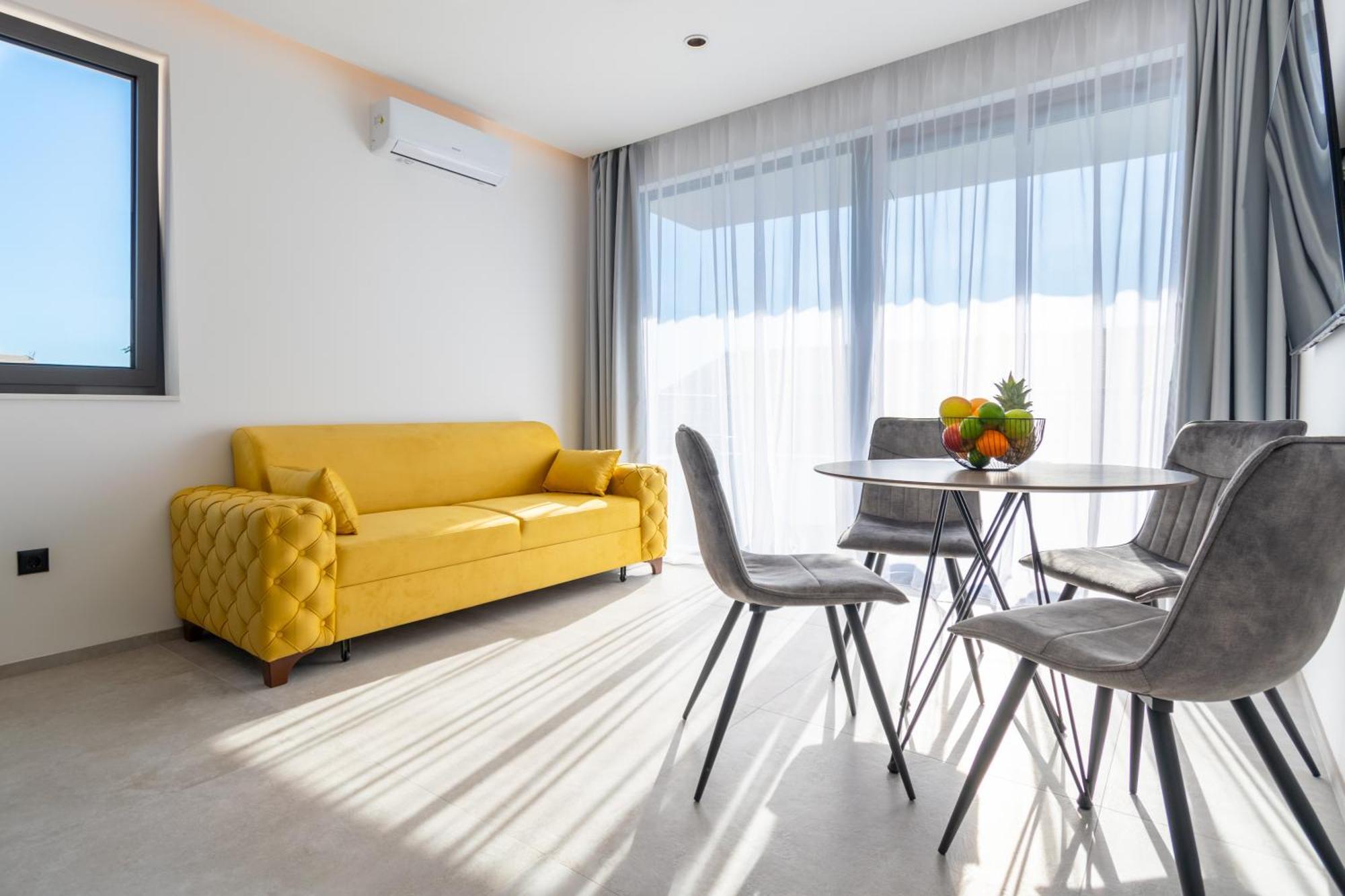 Apartmani Pino Baška Voda Pokoj fotografie